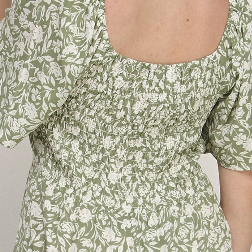 Look in outfit of the week for me Plus sizes Floral Green Jumpsuit- Boutique-New - Picture 5 of 6
